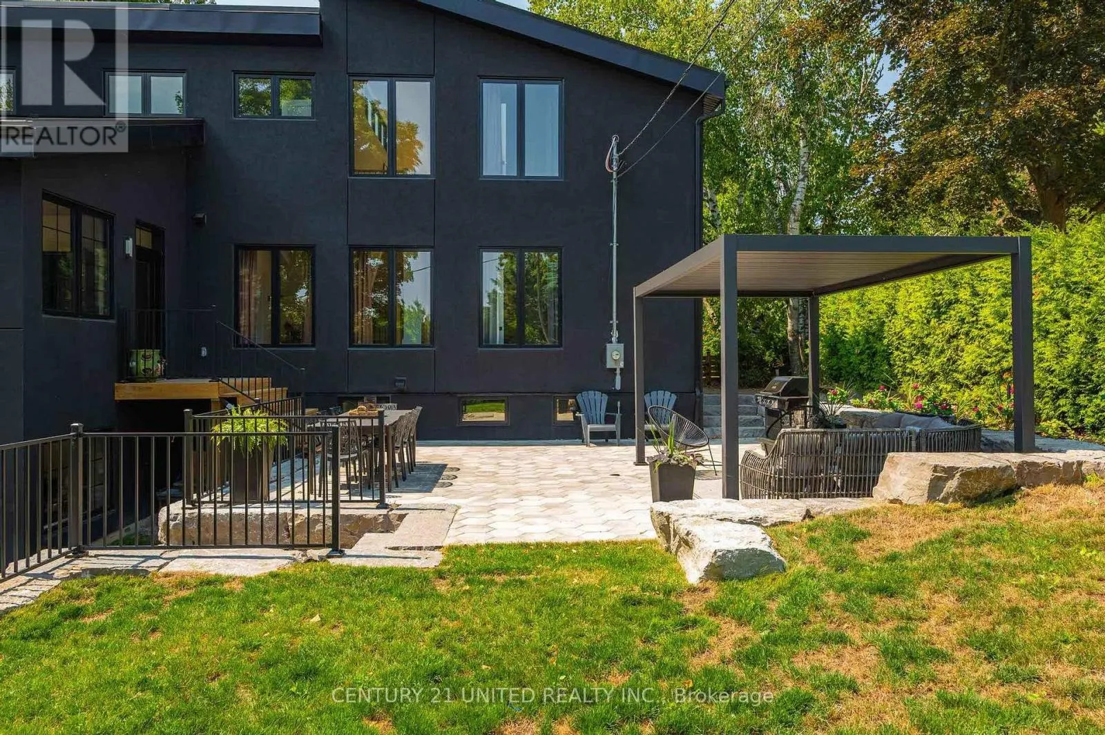34 EDGEWOOD ROAD