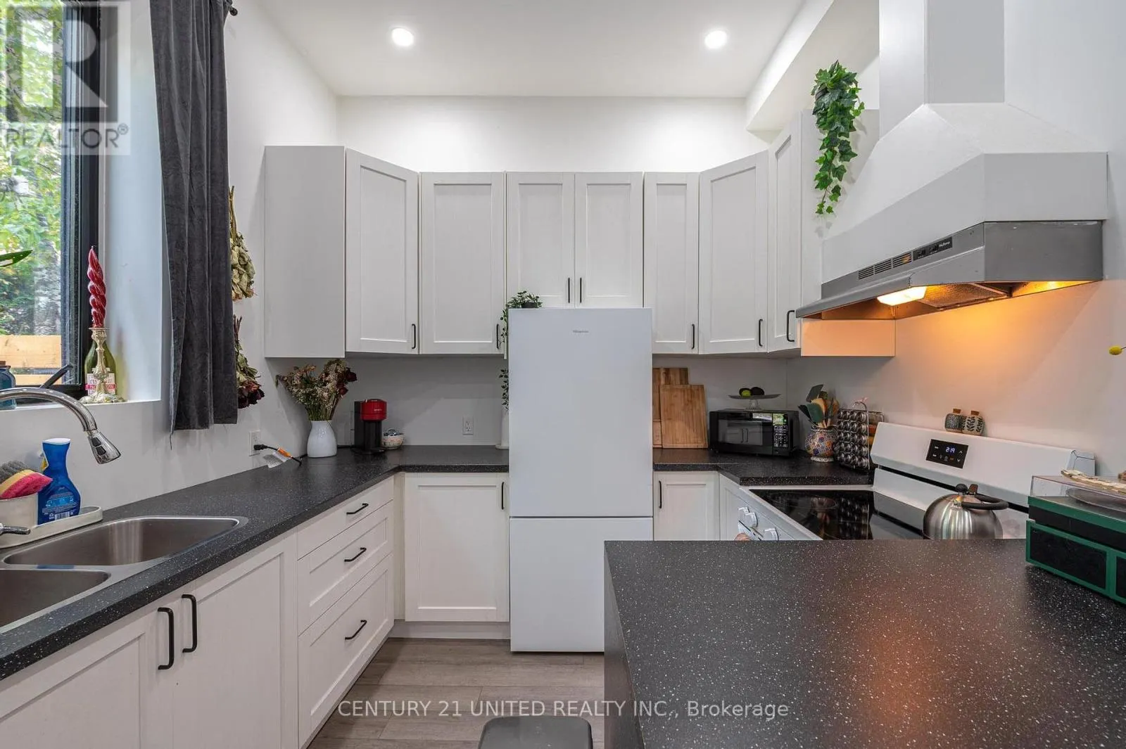 34 EDGEWOOD ROAD