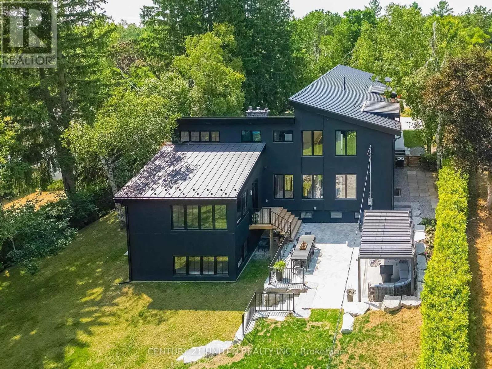 34 EDGEWOOD ROAD