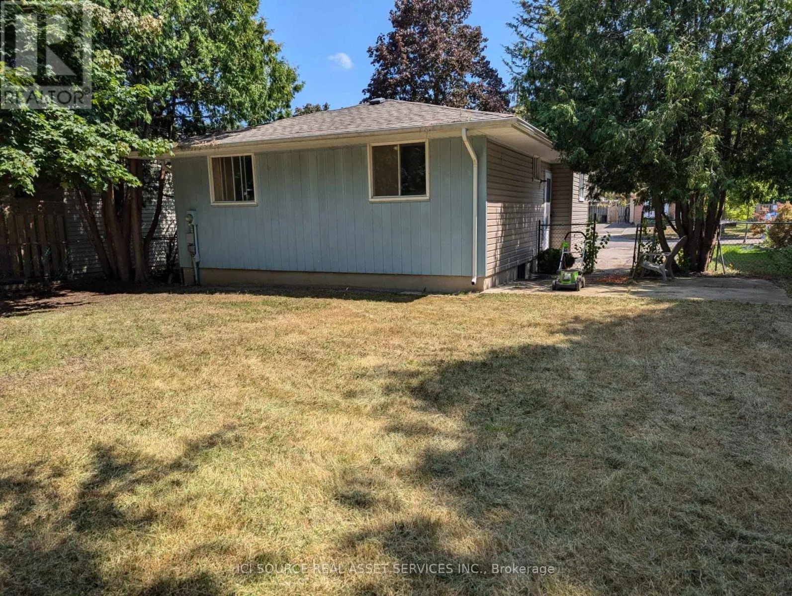124 HAWTHORNE ROAD