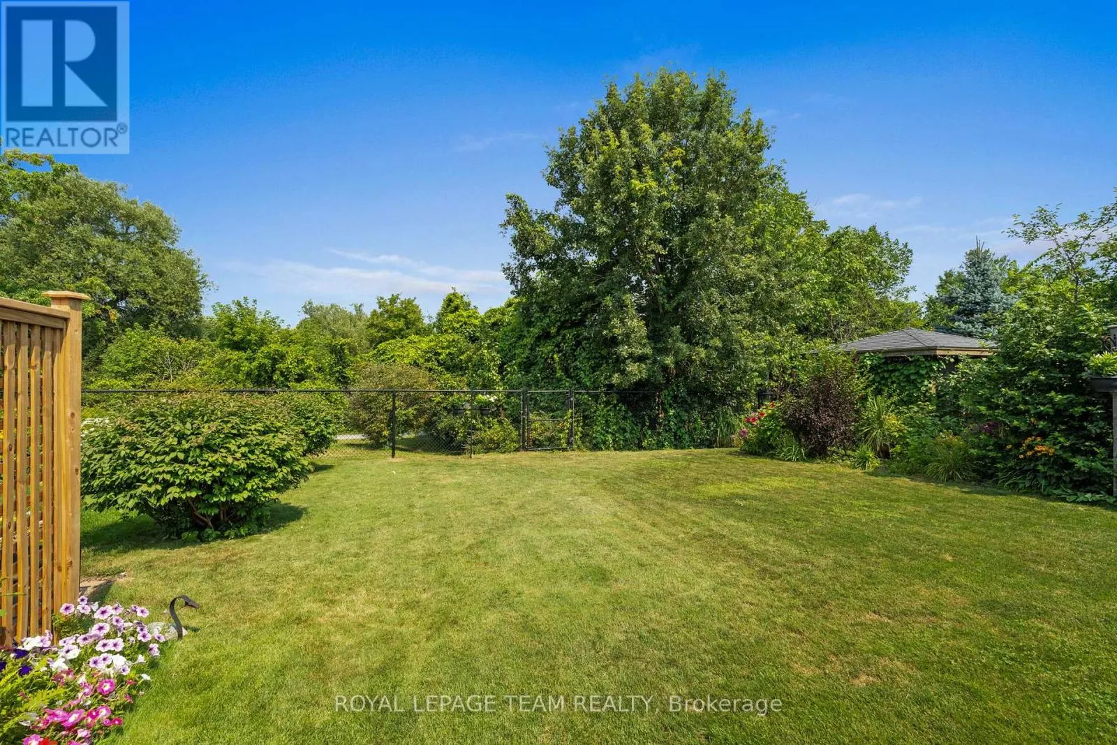 920 BURWASH LANDING BAY