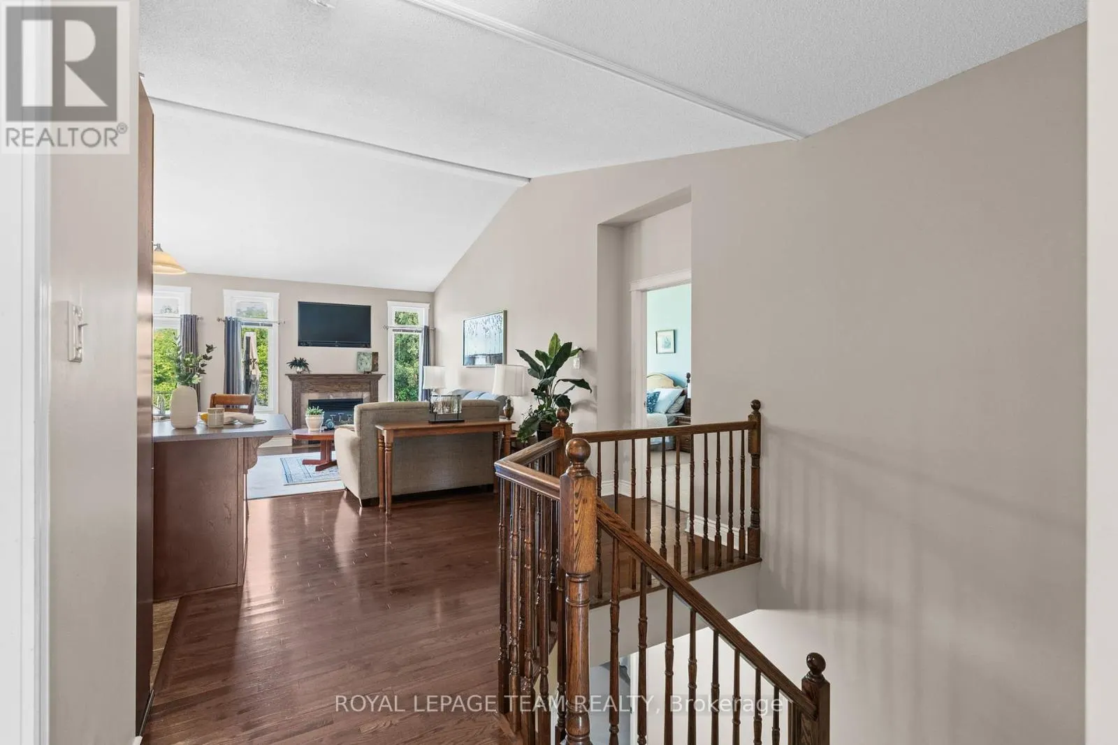 920 BURWASH LANDING BAY