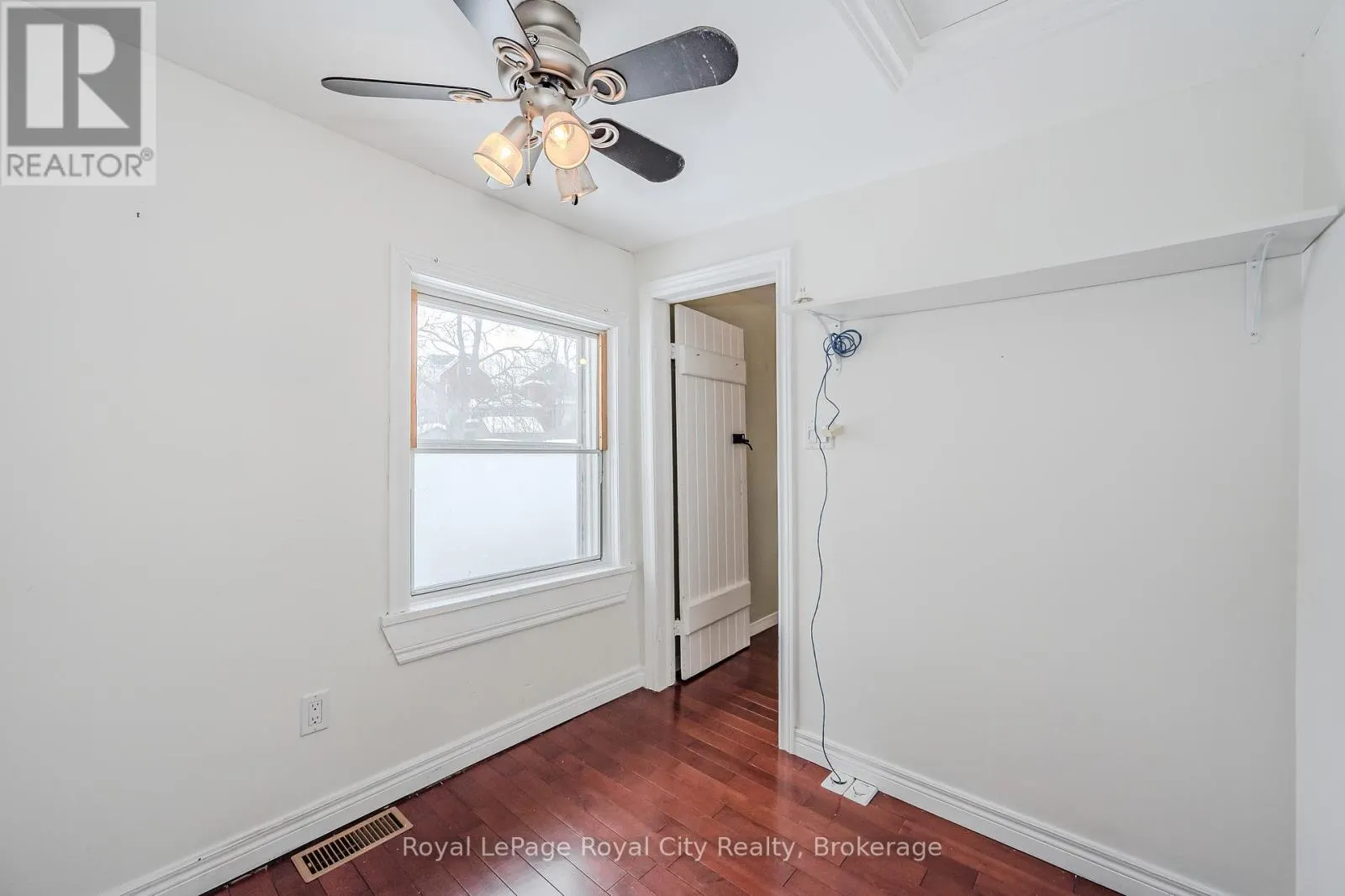 FRONT UNIT - 93 ESSEX STREET, #Front Unit