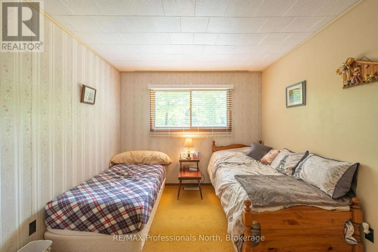 2499 KENNISIS LAKE ROAD
