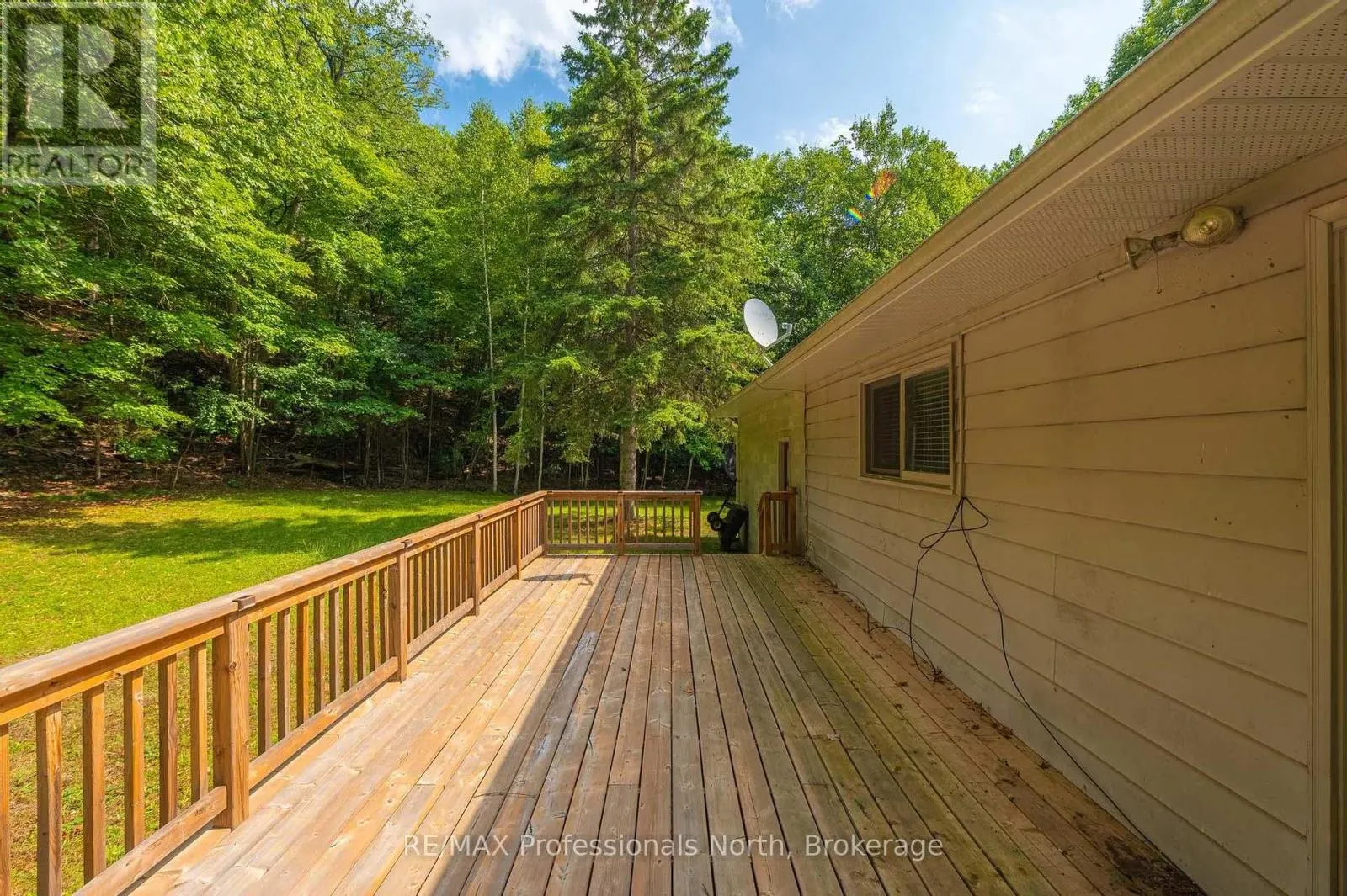 2499 KENNISIS LAKE ROAD