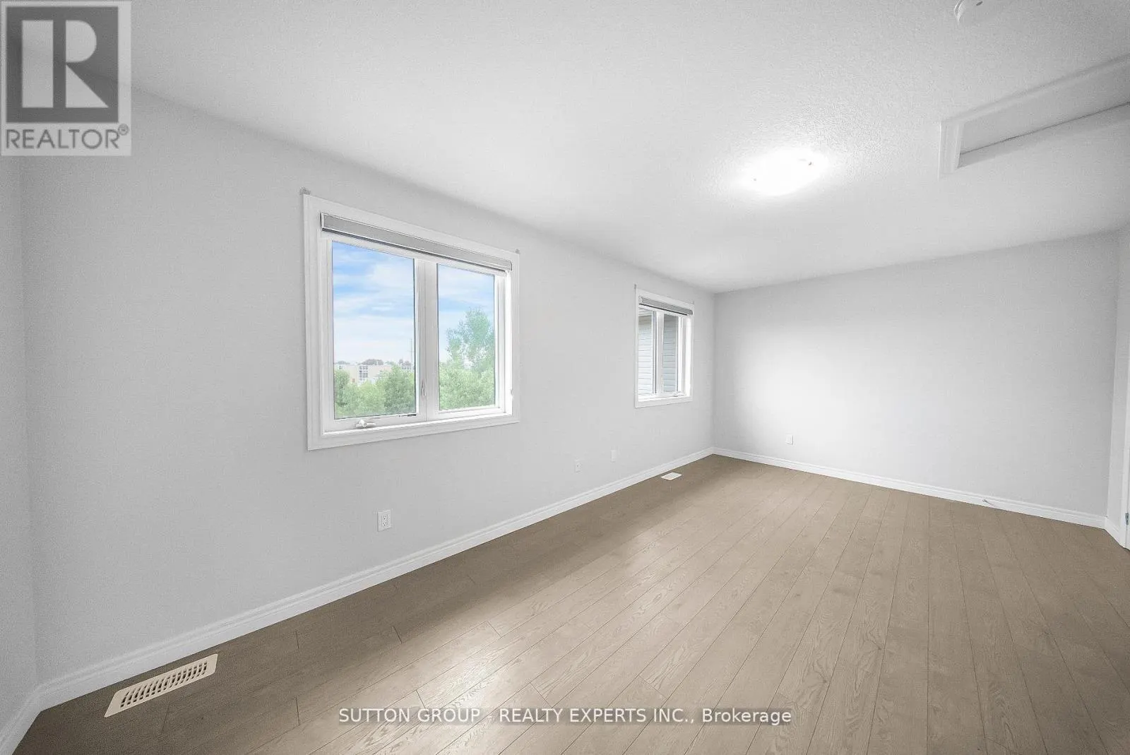 1441 DUNKIRK AVENUE