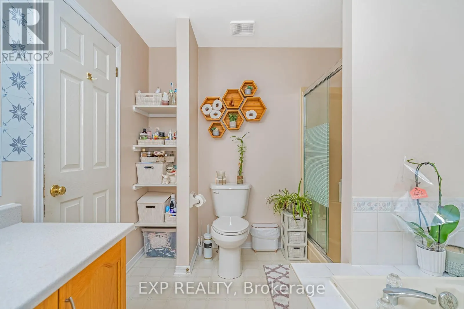 2103 GARDENWAY DRIVE