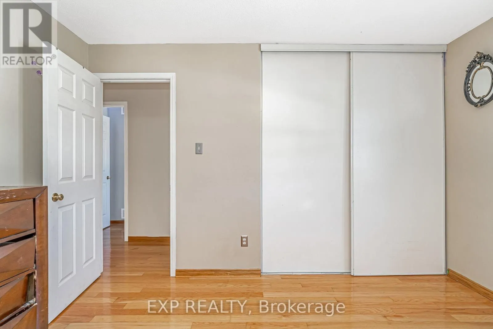 2103 GARDENWAY DRIVE