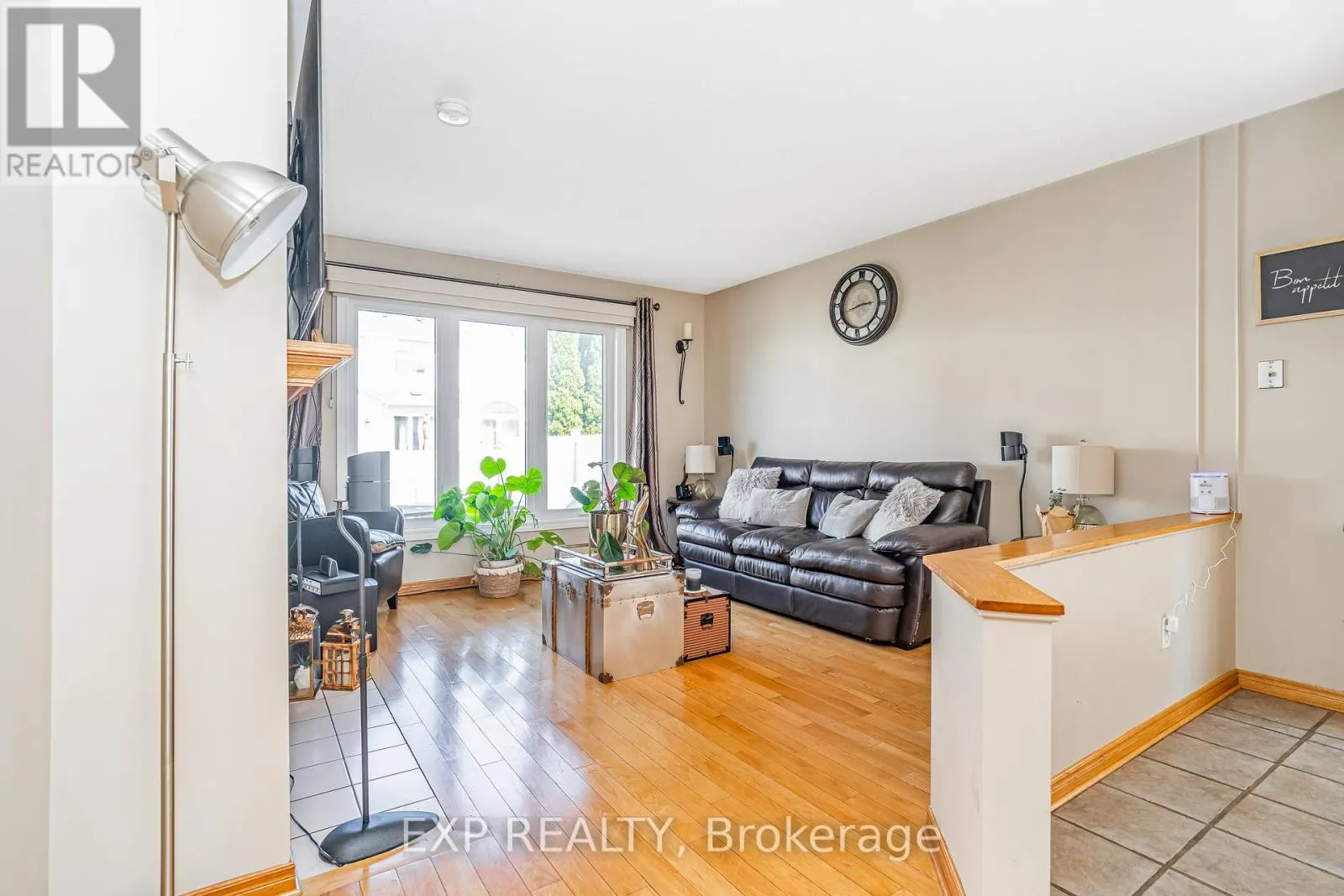 2103 GARDENWAY DRIVE
