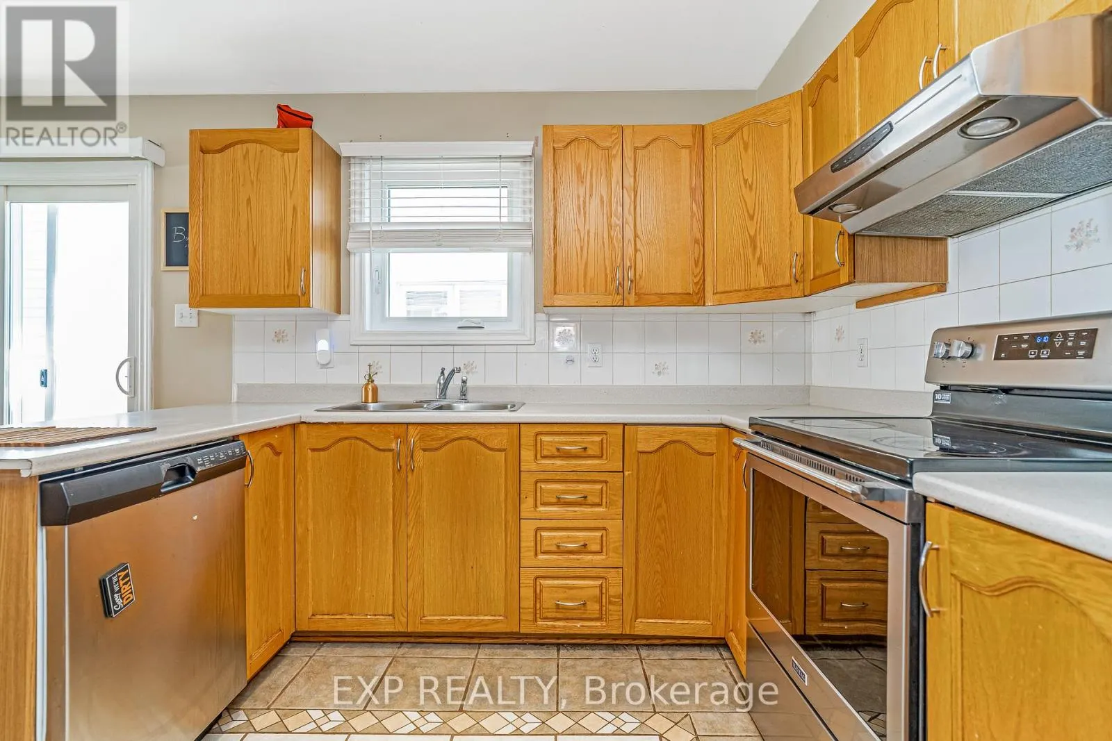 2103 GARDENWAY DRIVE
