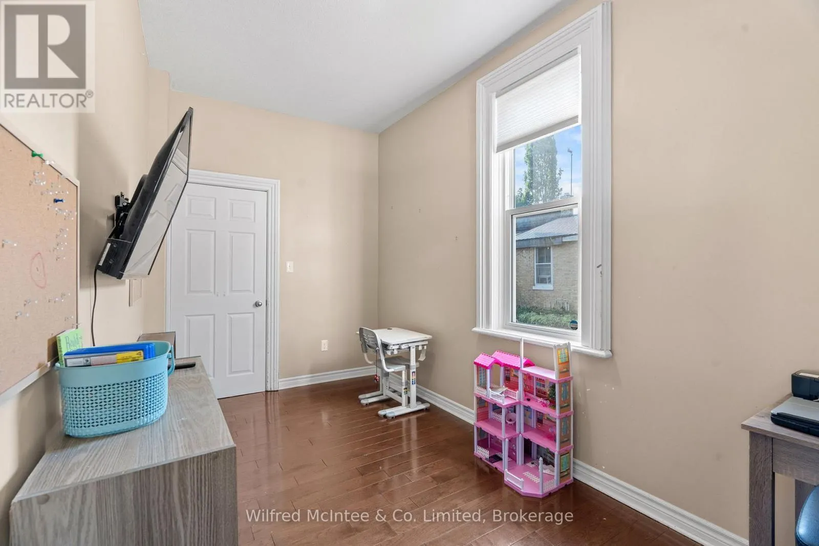 236 ANDREW STREET