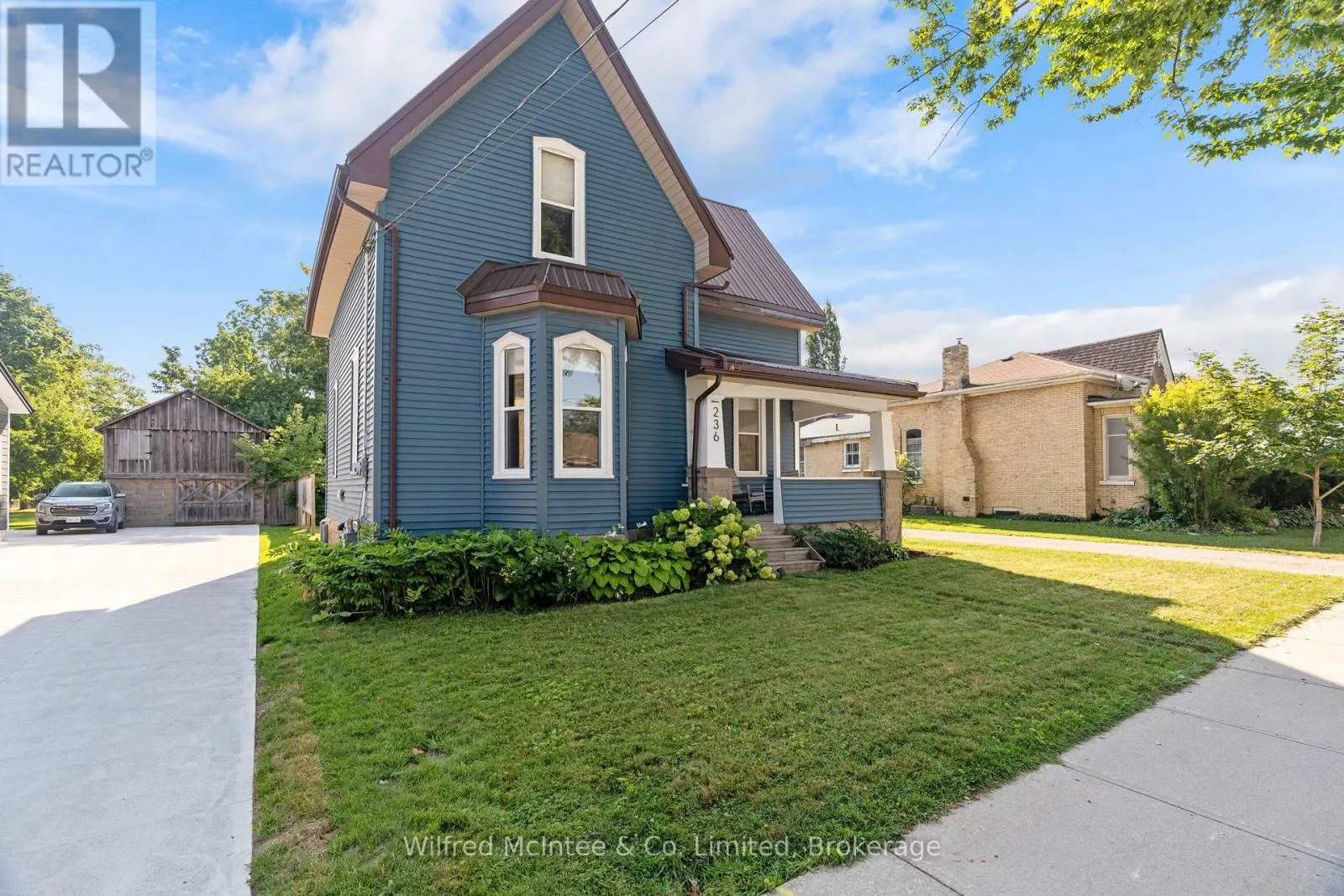 236 ANDREW STREET