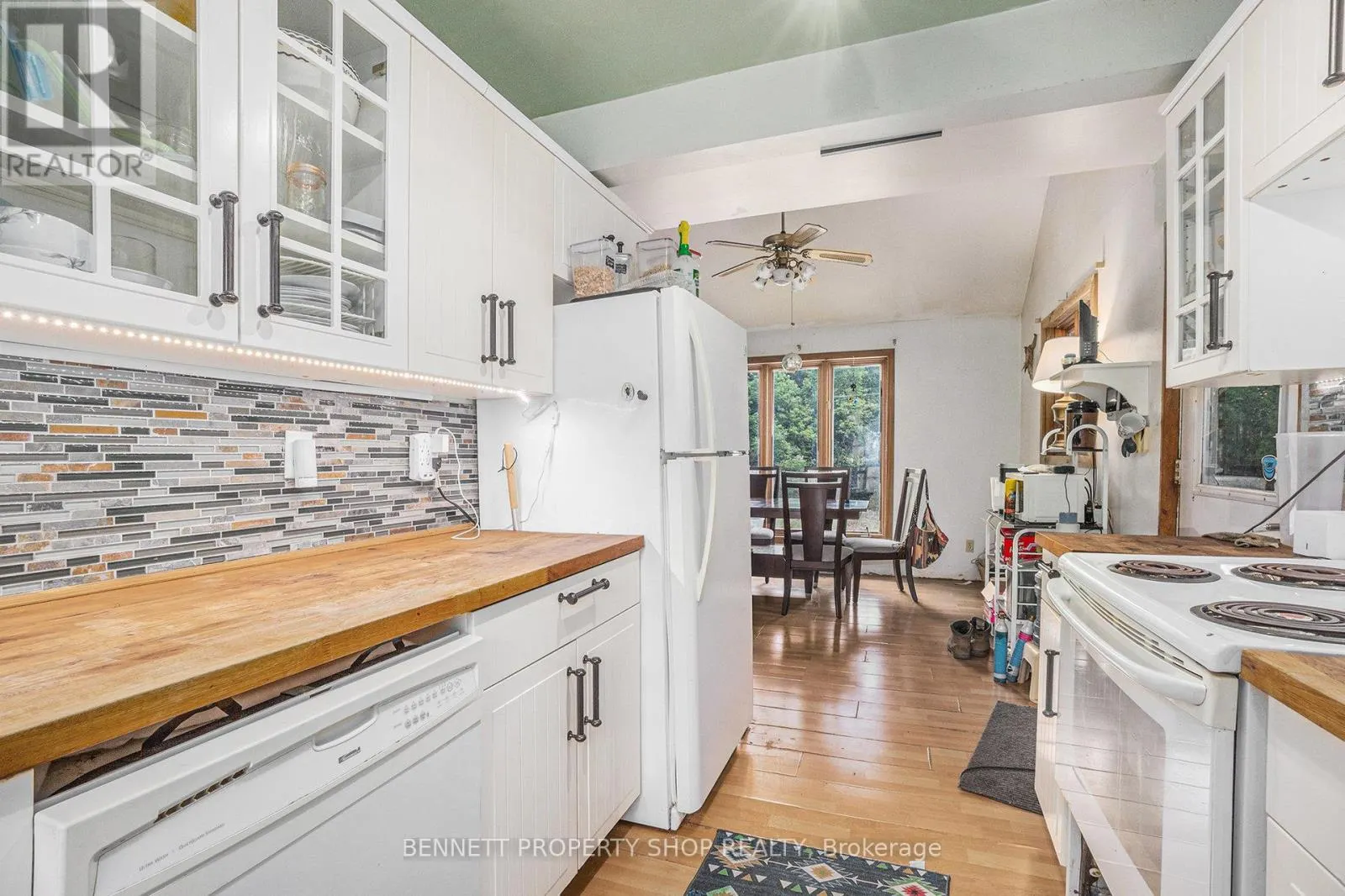 2488 MARSHWOOD ROAD