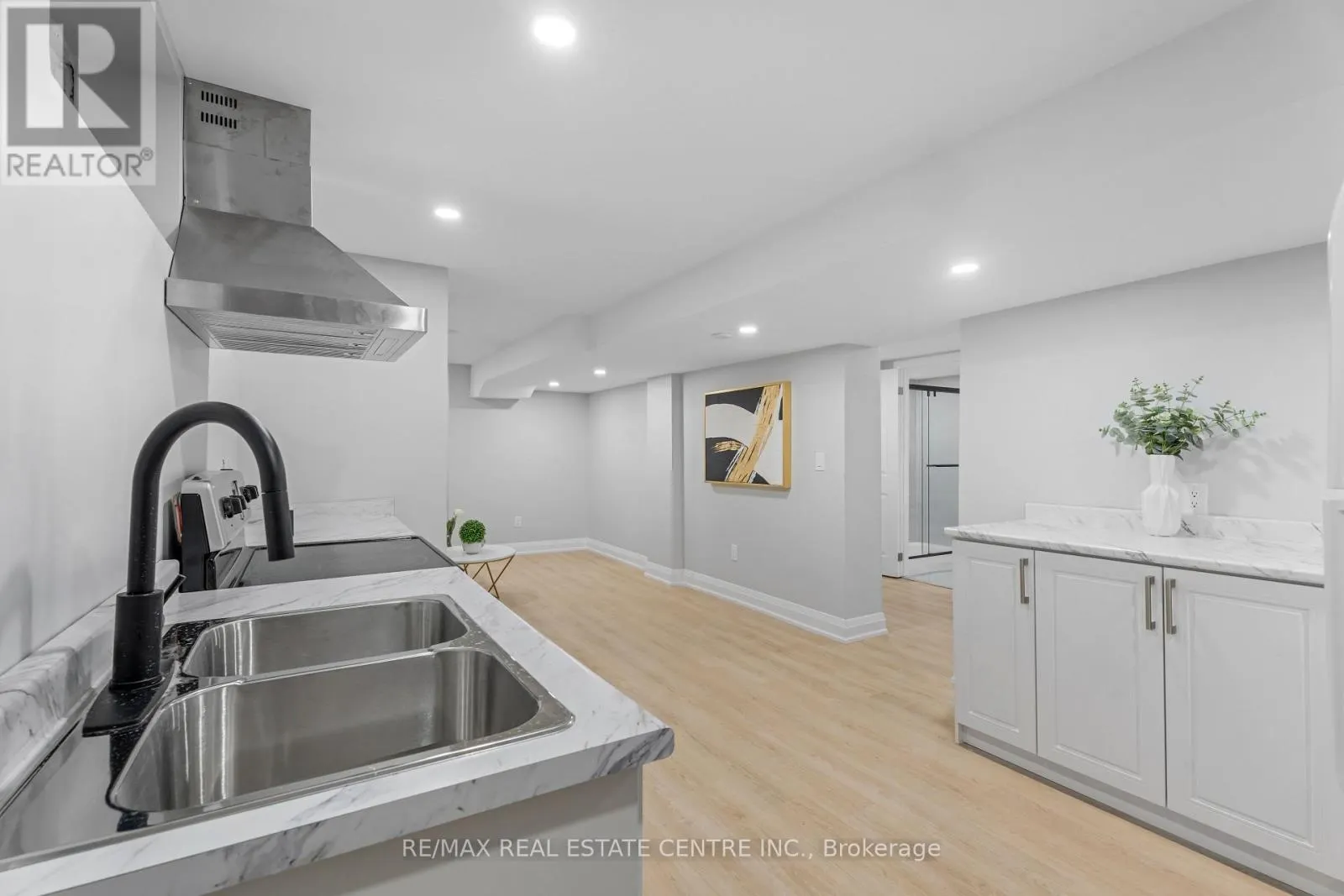 19 OLD ORCHARD AVENUE