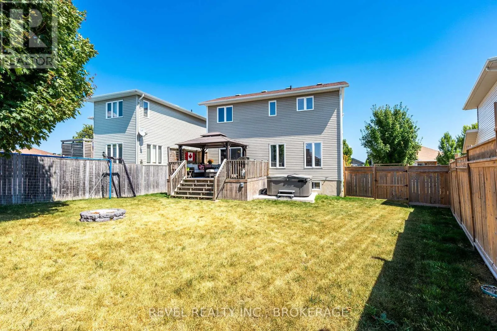 102 MCDONOUGH CRESCENT