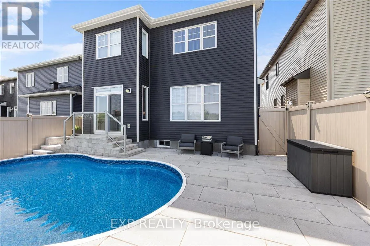 126 UNITY PLACE