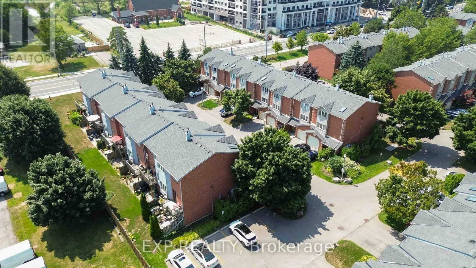 37 - 72 STONE CHURCH ROAD W