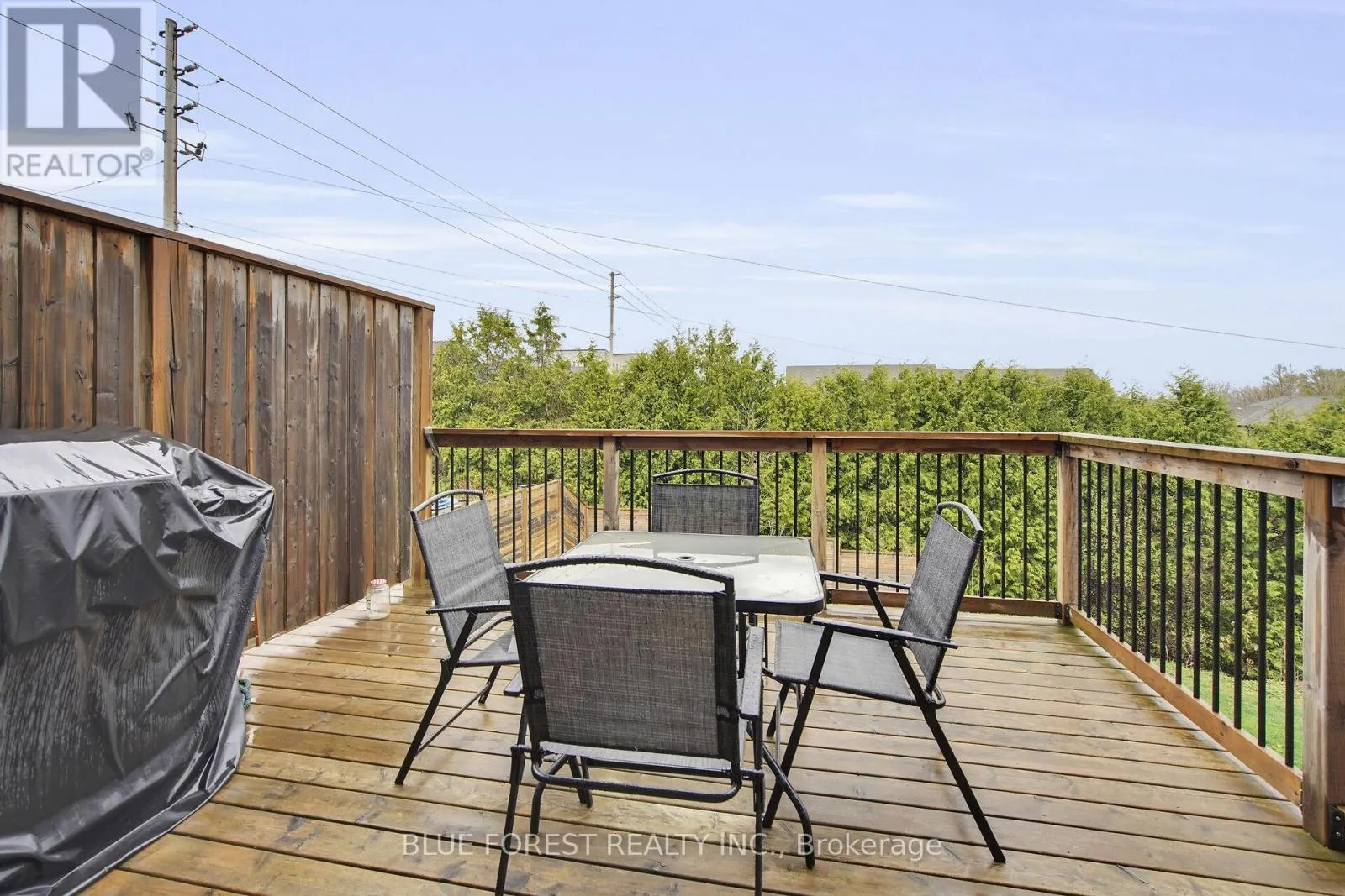 2 - 555 SUNNINGDALE ROAD E, #2