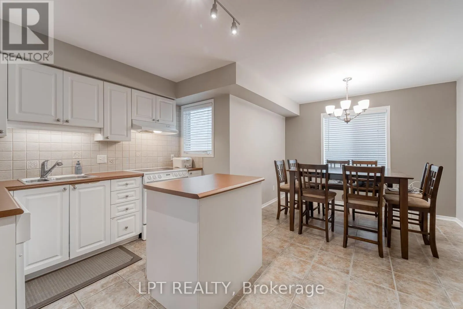 21 PROVENDER AVENUE