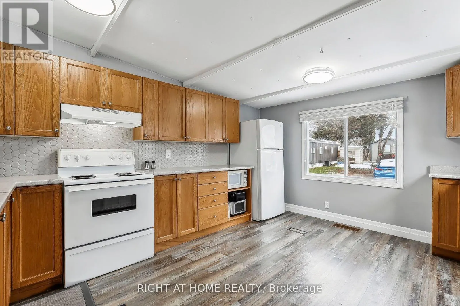 4584 ABIGAIL LANE