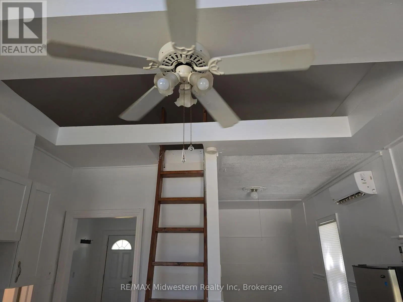 3089 PATRICK STREET