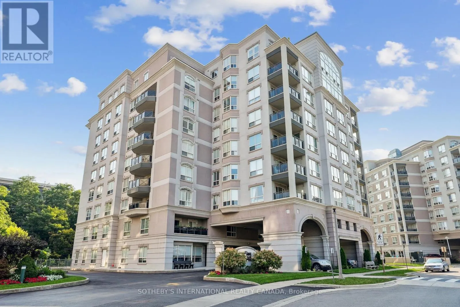 103 - 2000 CREEKSIDE DRIVE