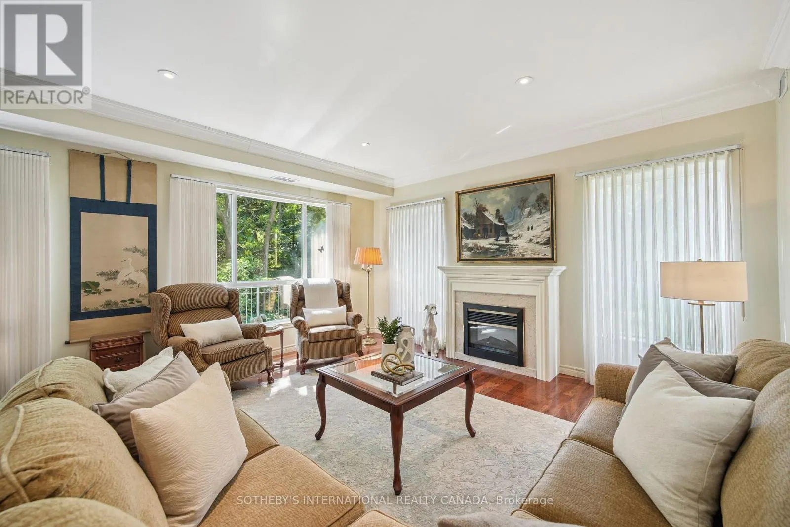 103 - 2000 CREEKSIDE DRIVE