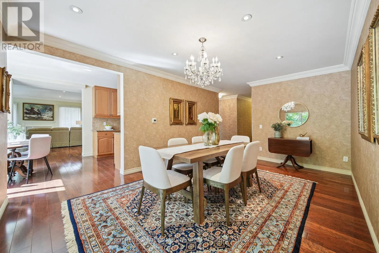 103 - 2000 CREEKSIDE DRIVE