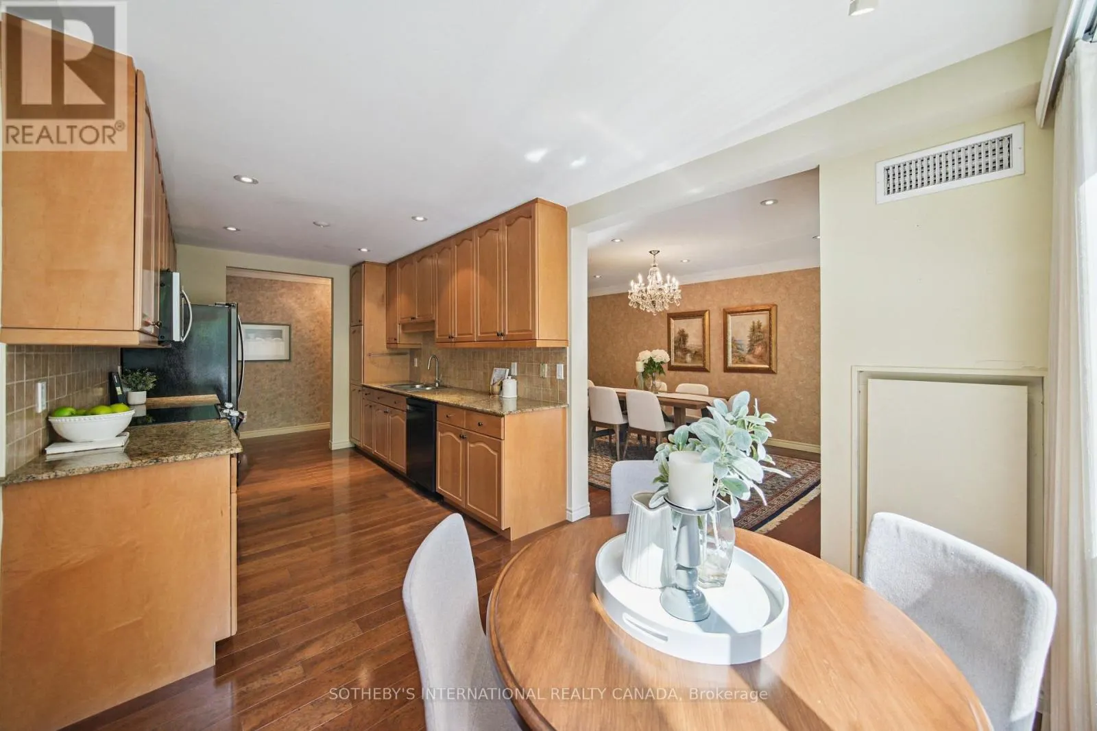 103 - 2000 CREEKSIDE DRIVE