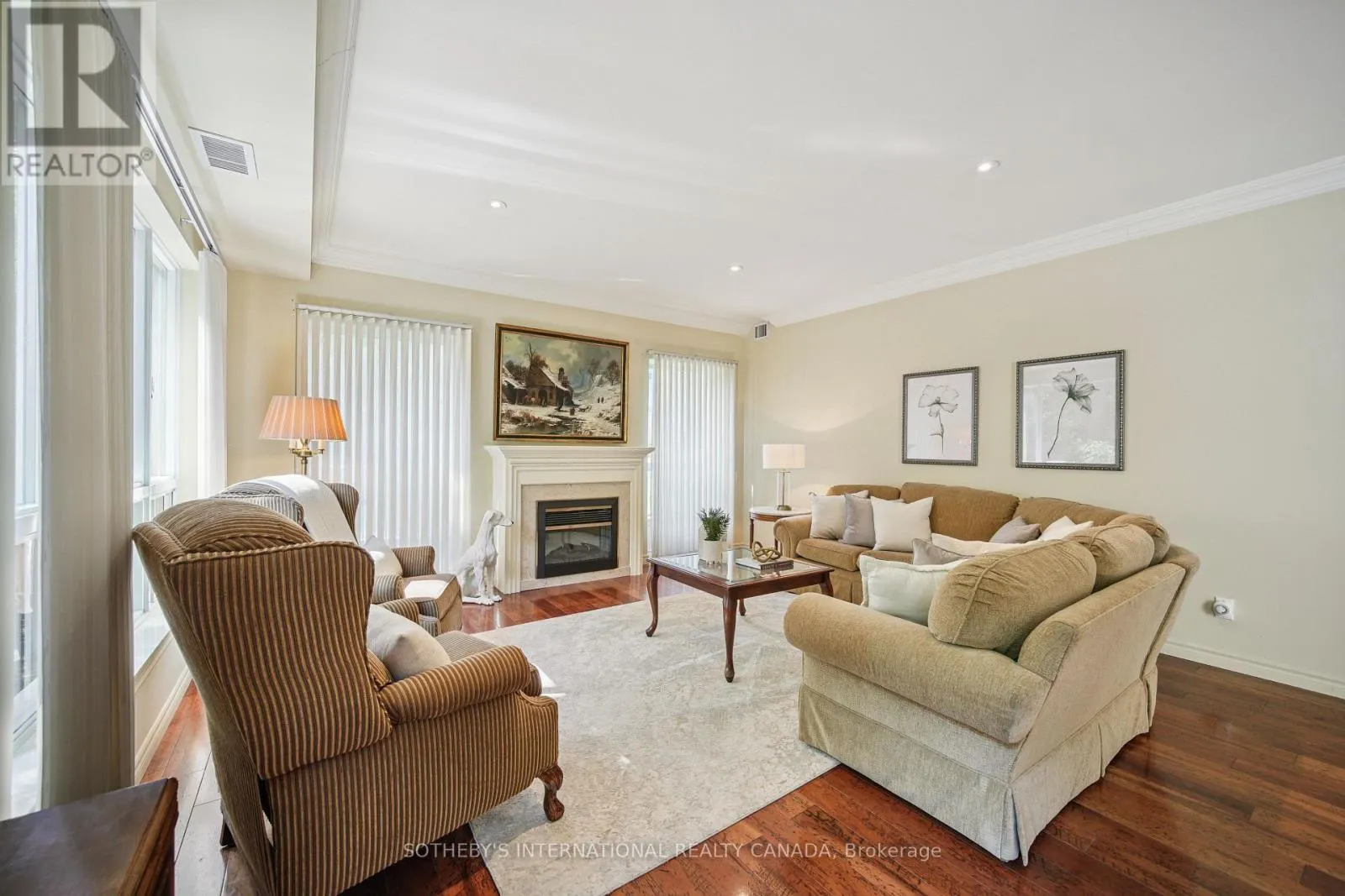 103 - 2000 CREEKSIDE DRIVE