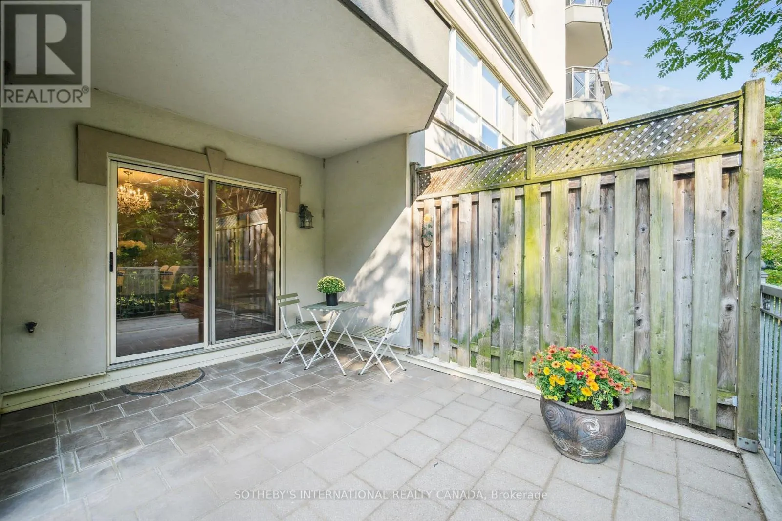 103 - 2000 CREEKSIDE DRIVE