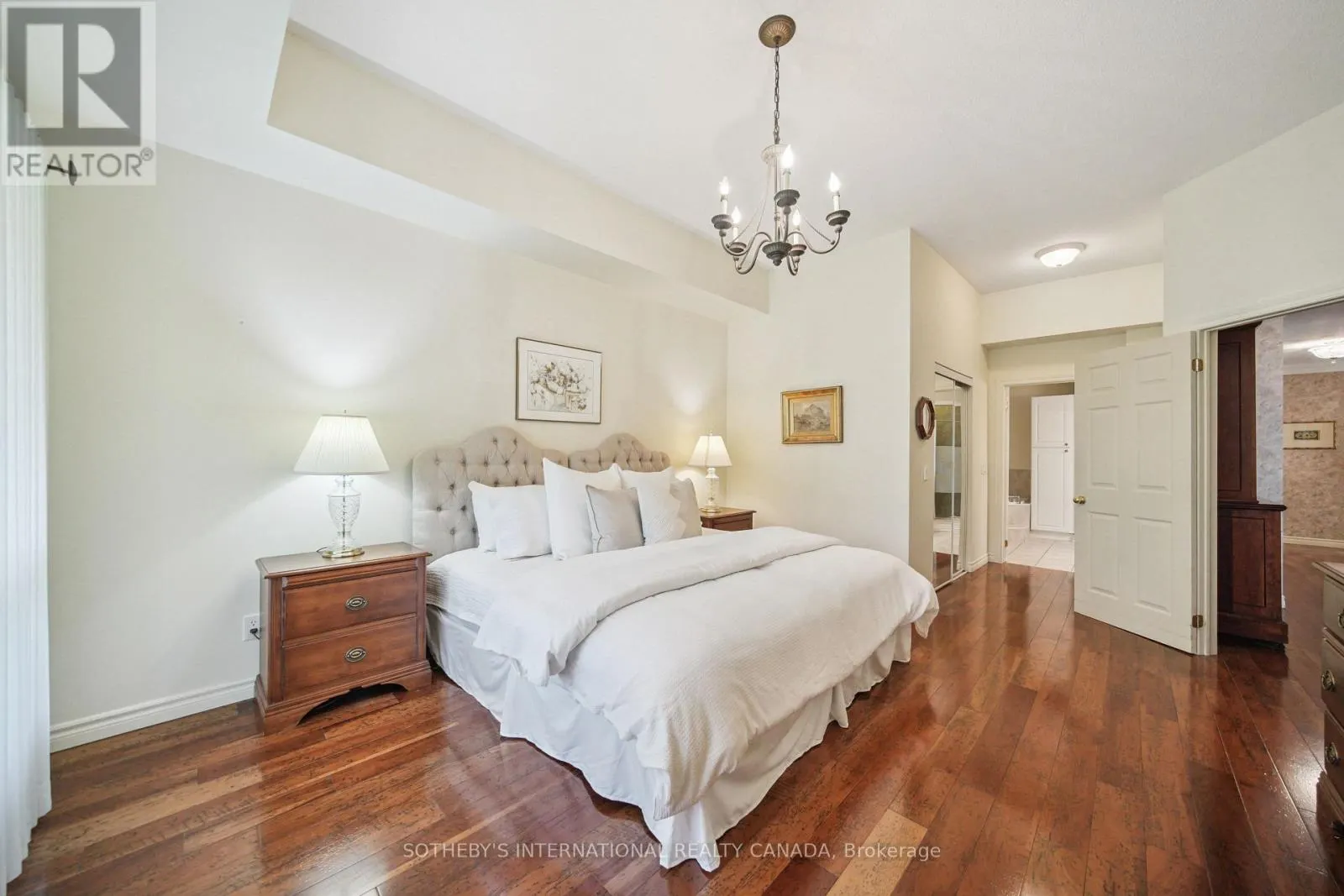 103 - 2000 CREEKSIDE DRIVE