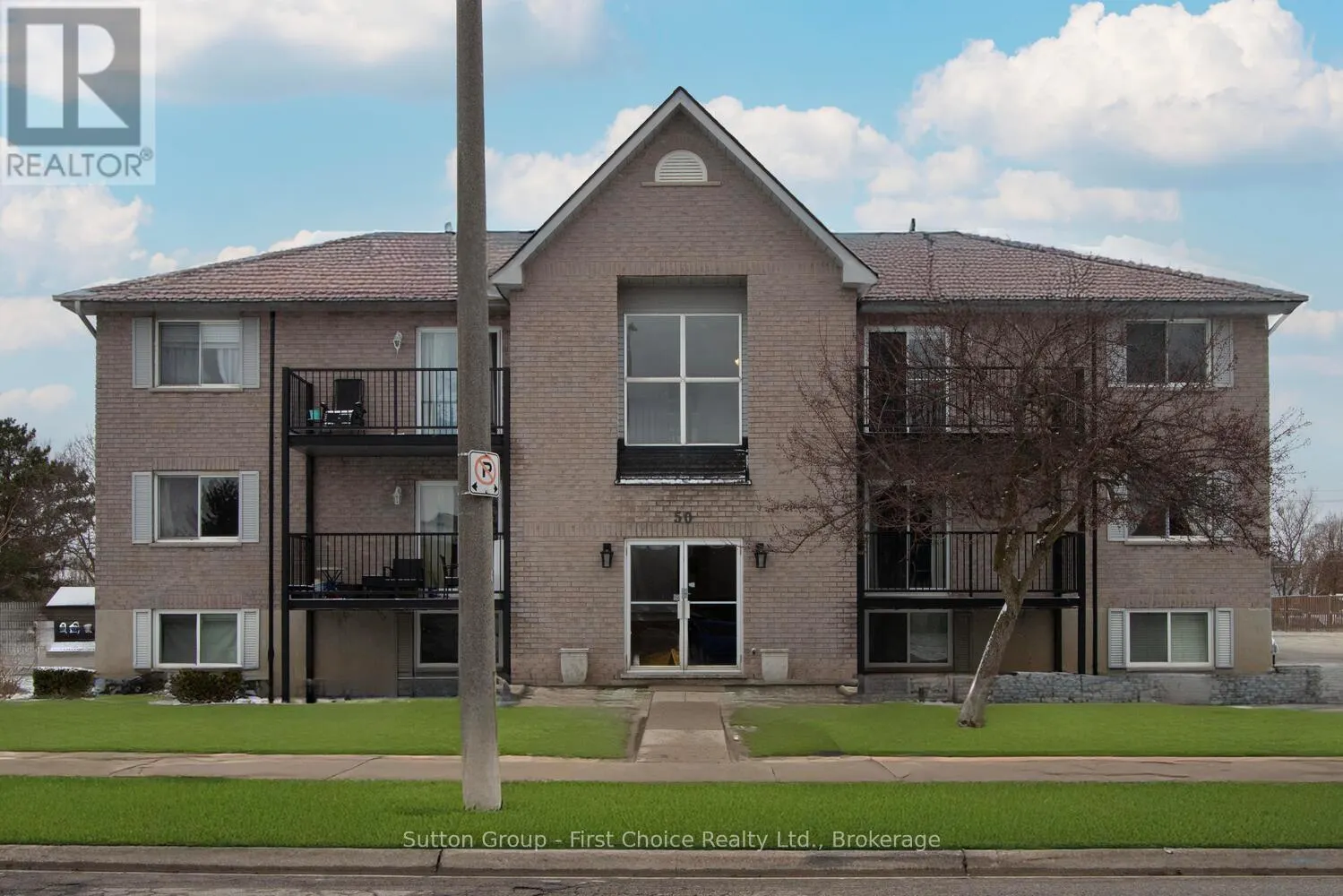 110 - 50 CAMPBELL COURT N, #110
