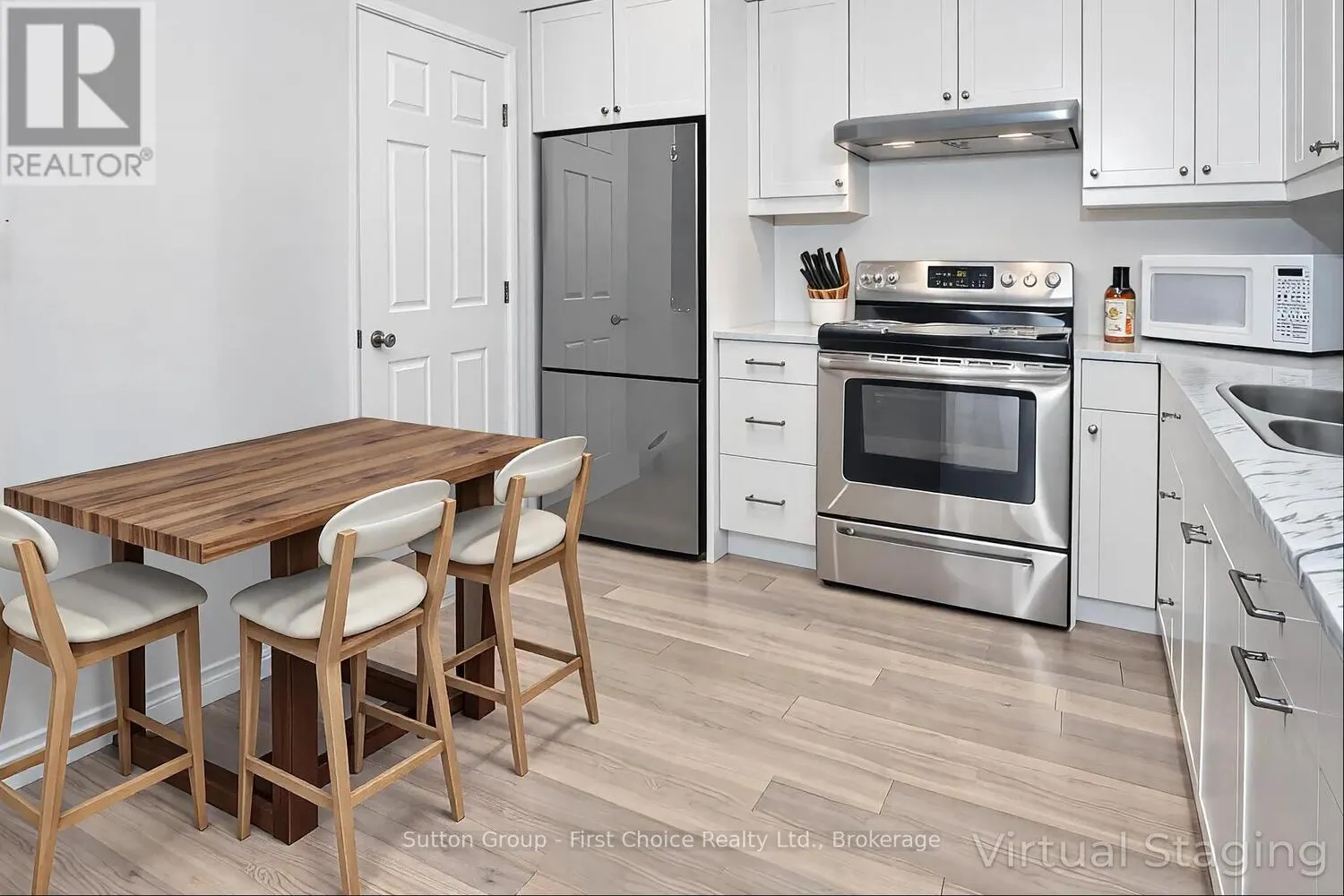 110 - 50 CAMPBELL COURT N, #110