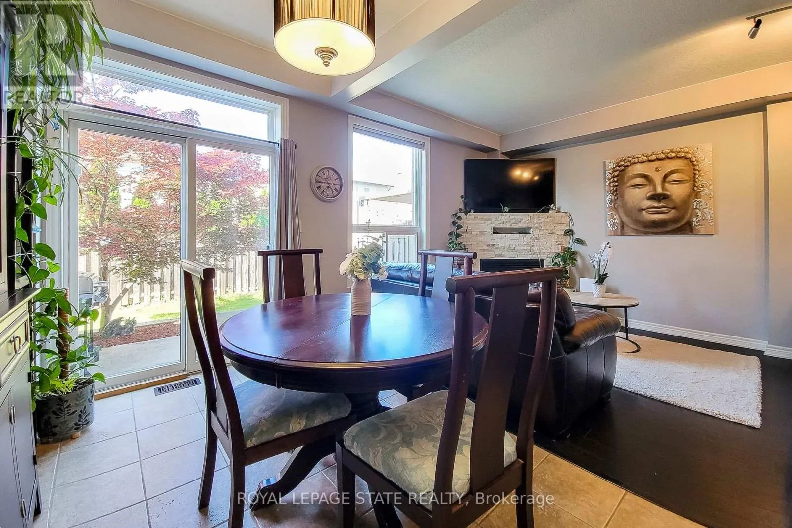 110 MARINA POINT CRESCENT