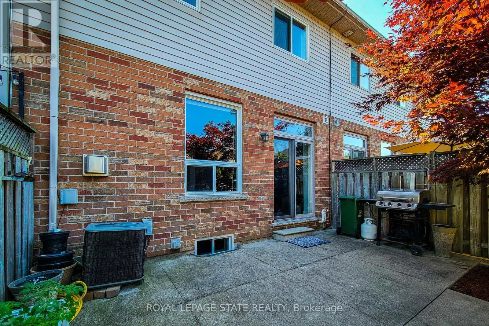 110 MARINA POINT CRESCENT