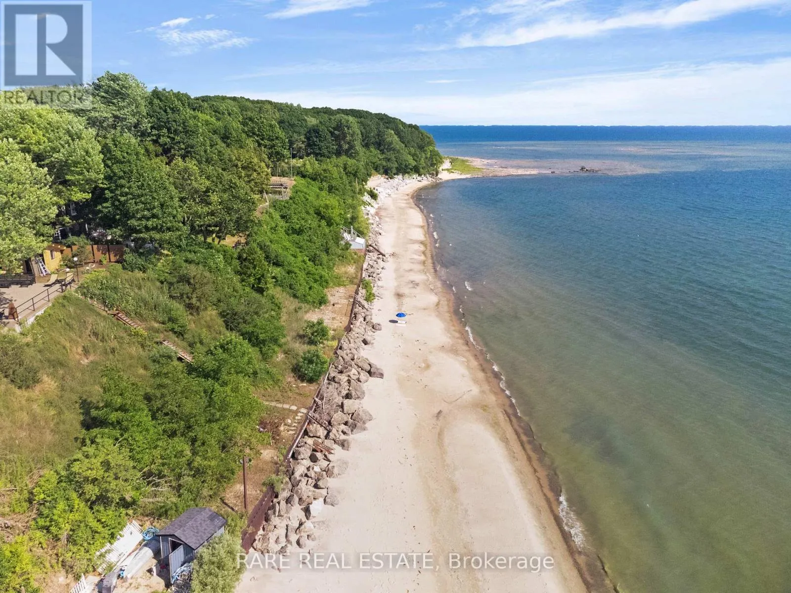 735 LAKESHORE ROAD E