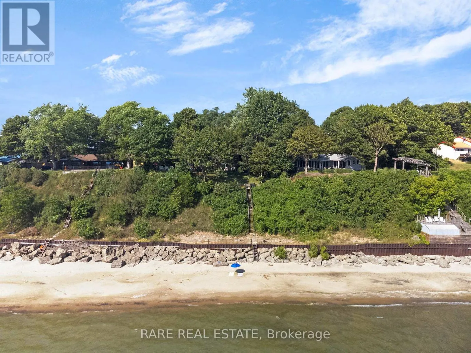 735 LAKESHORE ROAD E