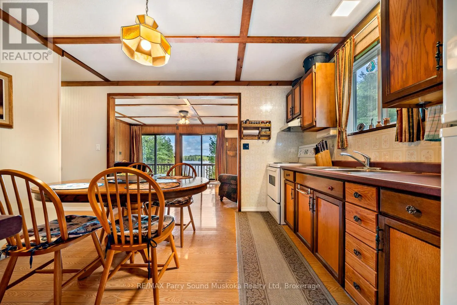 28 STORMY POINT ROAD