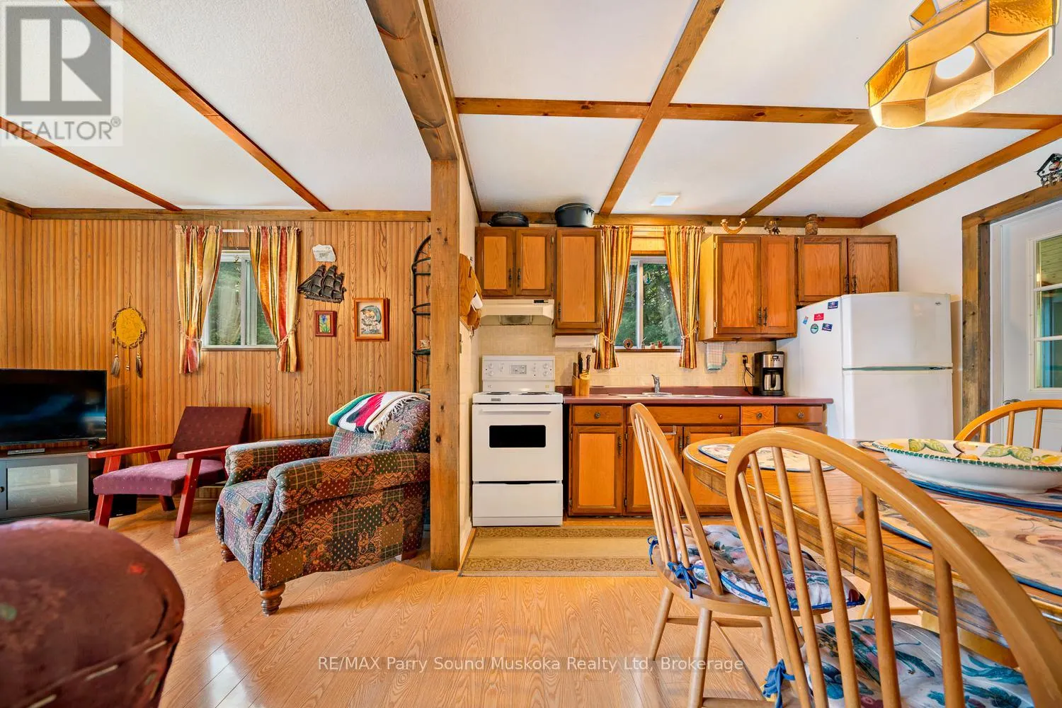 28 STORMY POINT ROAD