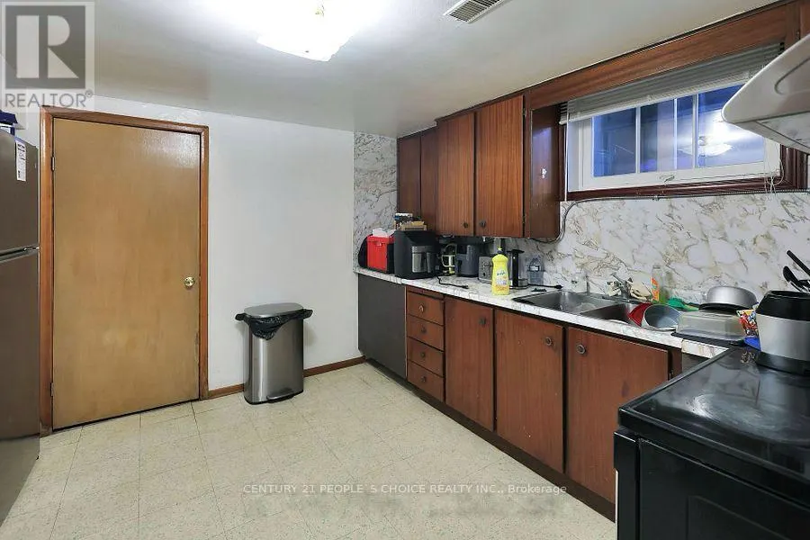 122 RIFLE RANGE ROAD