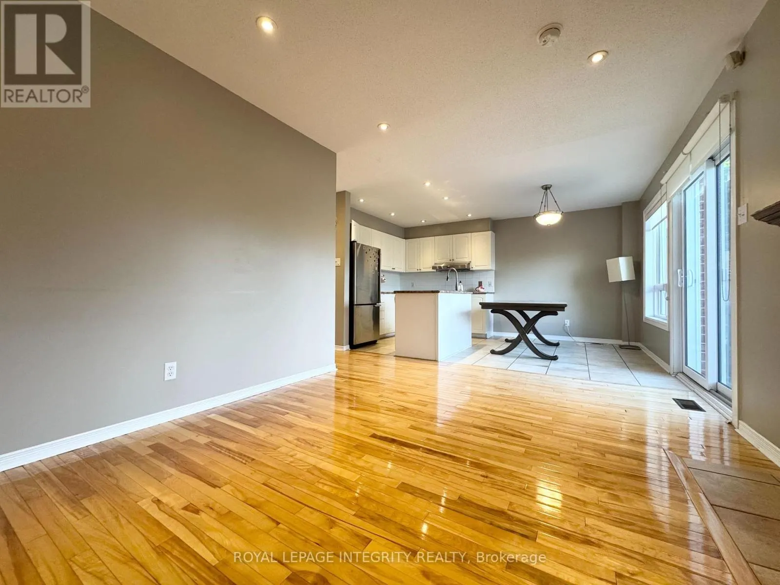 43 COVINGTON PLACE