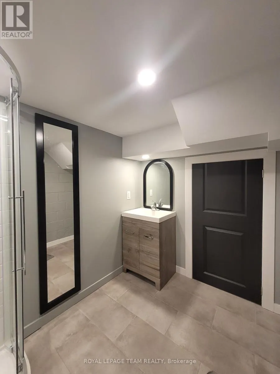 1008 ST. LAURENT BOULEVARD