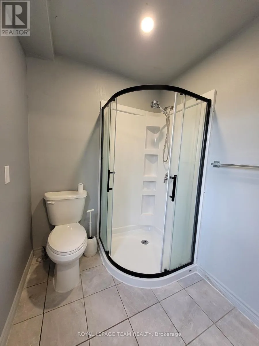 1008 ST. LAURENT BOULEVARD