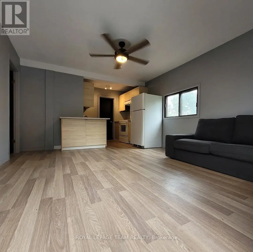 1008 ST. LAURENT BOULEVARD