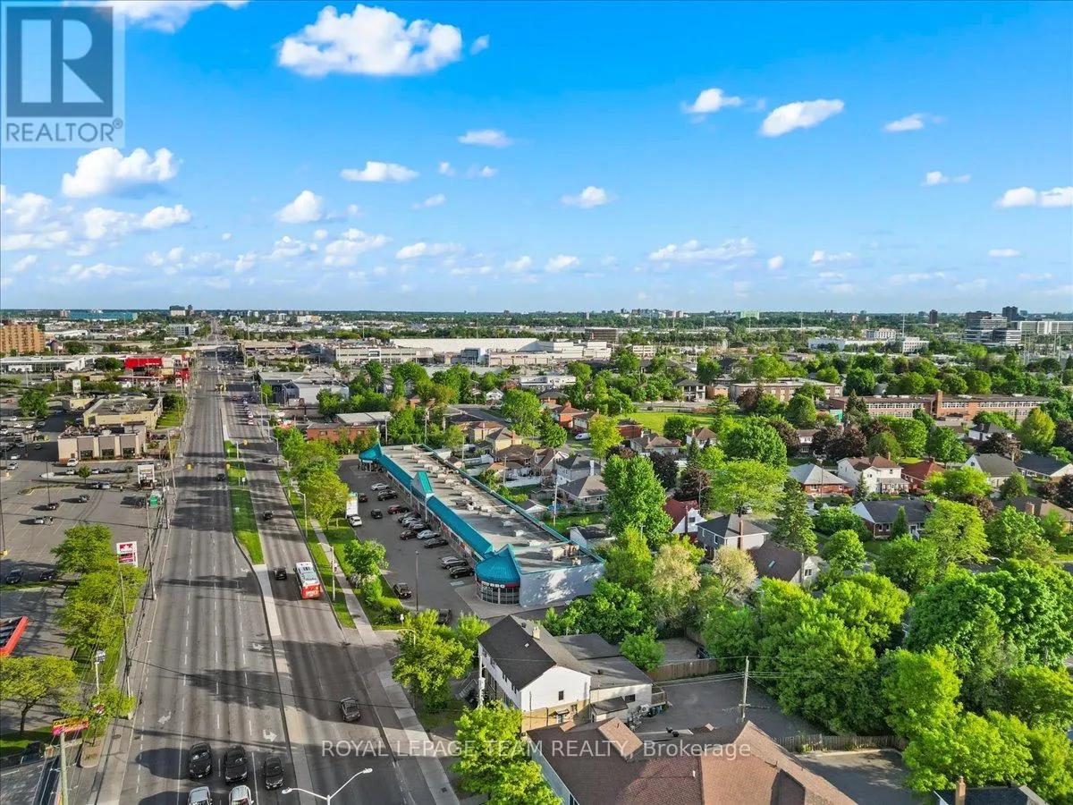 1008 ST. LAURENT BOULEVARD