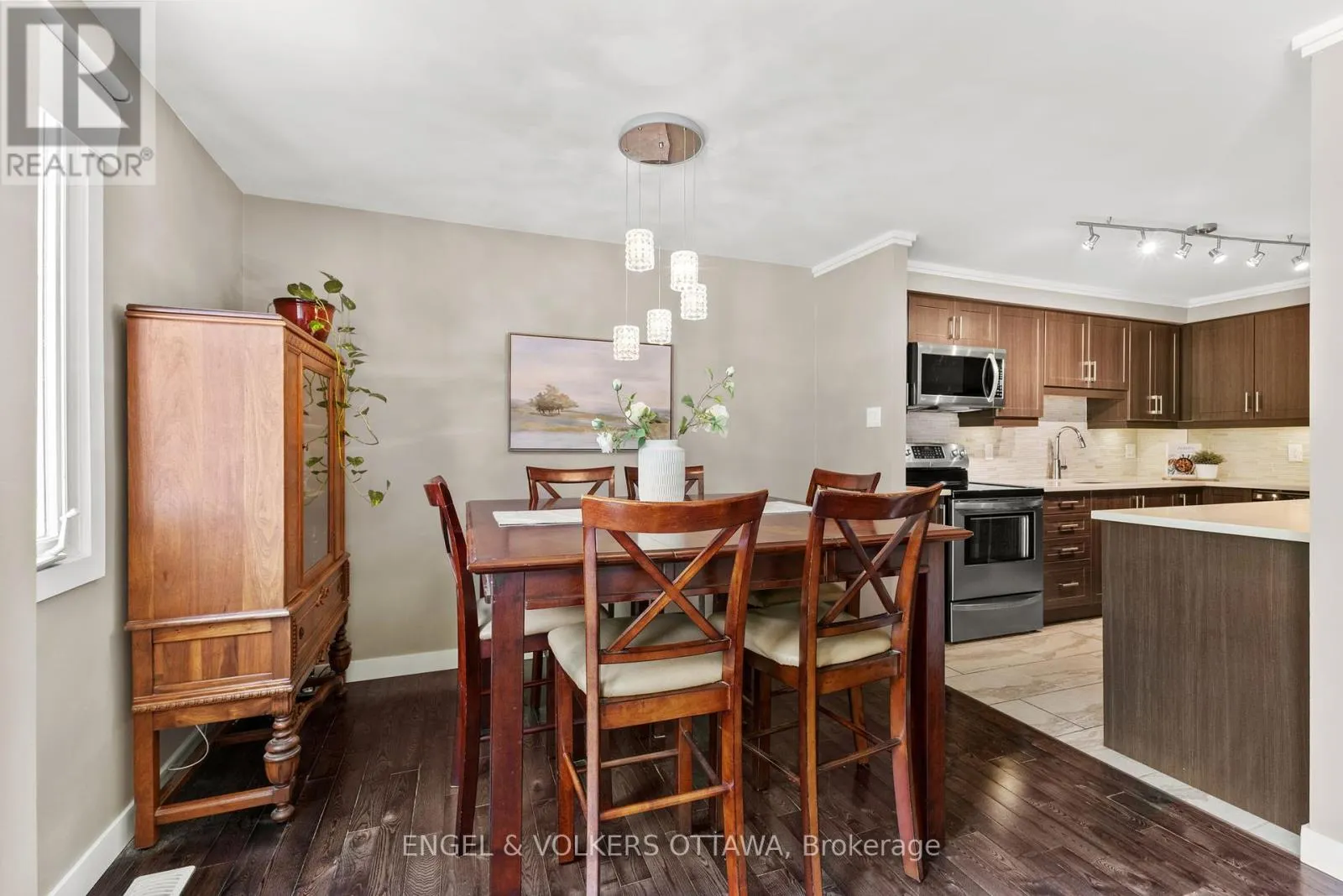 42D BENLEA DRIVE