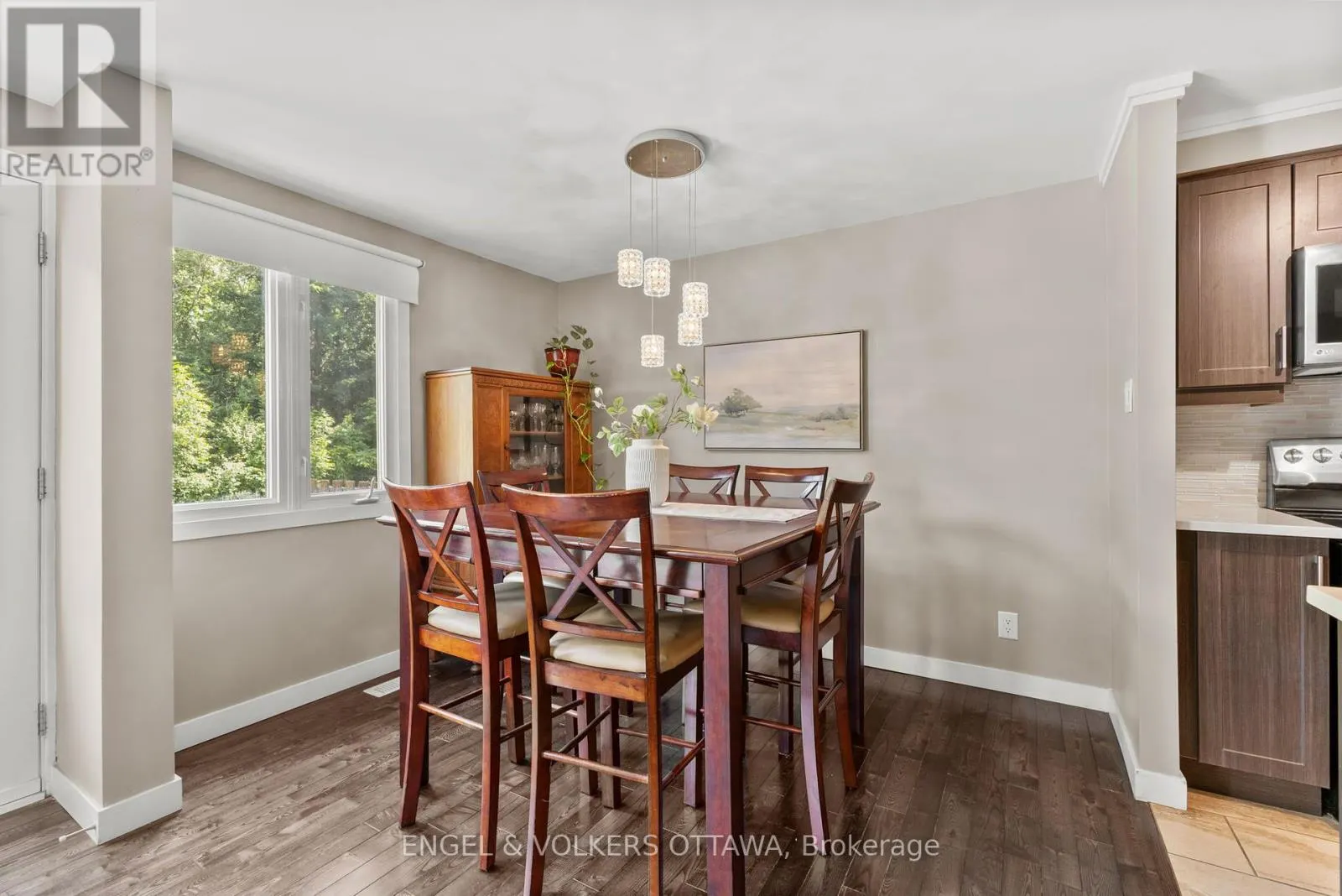 42D BENLEA DRIVE