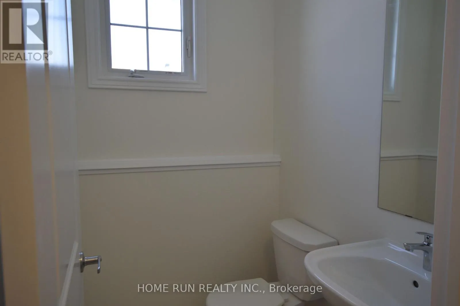 286 TURNBUCKLE CRESCENT