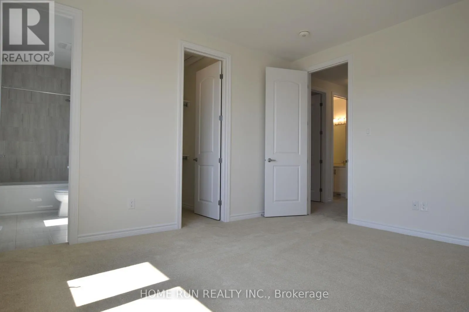 286 TURNBUCKLE CRESCENT